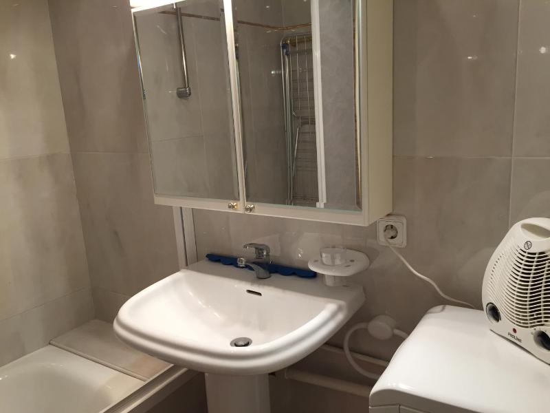 Catalunya Apartament per 4 persones en edifici del passeig marítim amb vistes sobre la Vall d'Aro - image 35