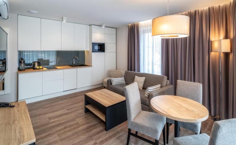 Apartment image 3