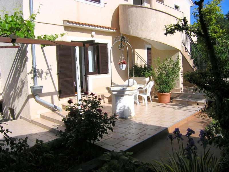 Apartments Ines - image 2