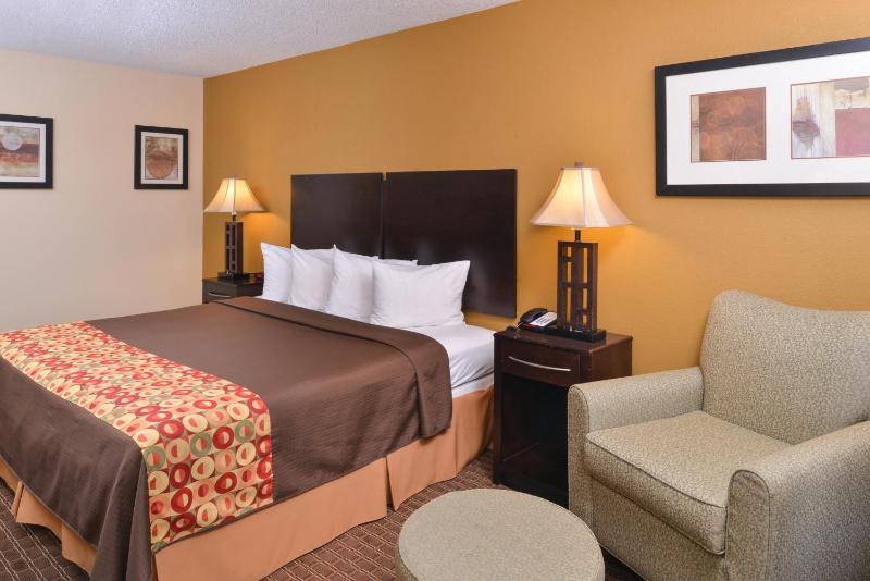 King Room - Disability Access image 2