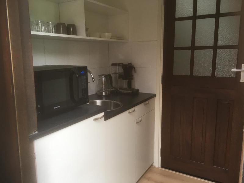 One-Bedroom Apartment image 3