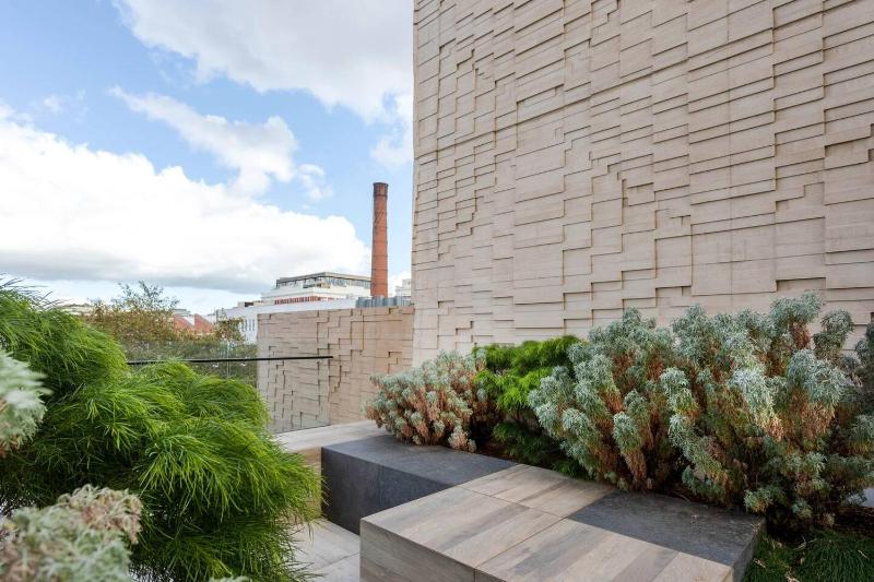 BHB Sleek Collingwood - image 10