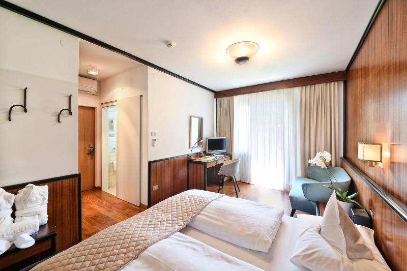 Double Room - East Facing with Balcony image 4