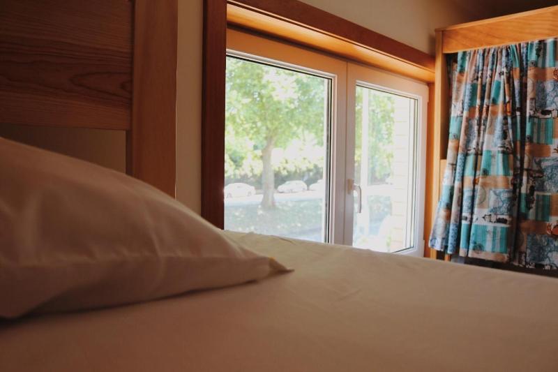 Bed in 8-Bed Dormitory Room image 2