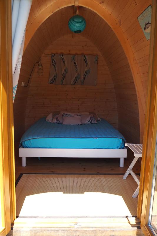 Double Room with Shared Bathroom image 3