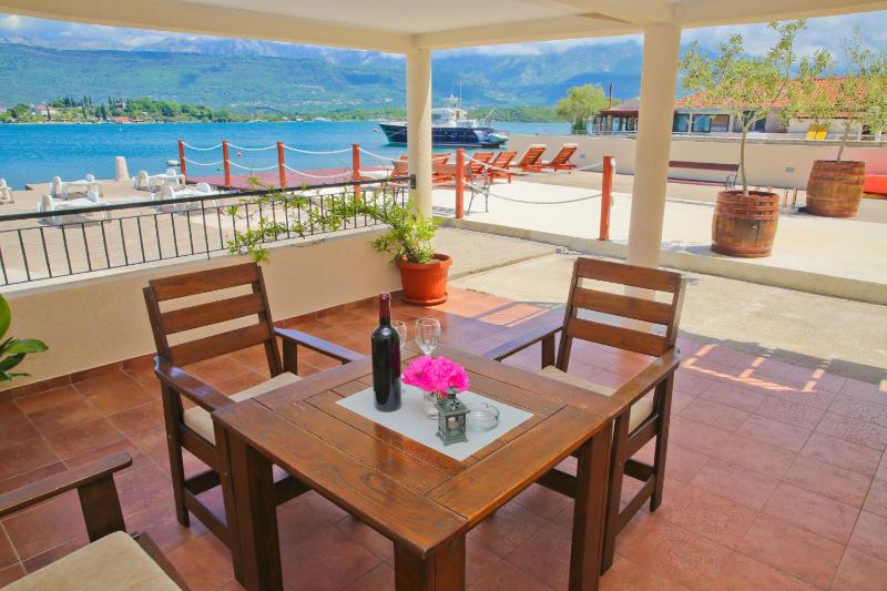 Apartment with Sea View image 1