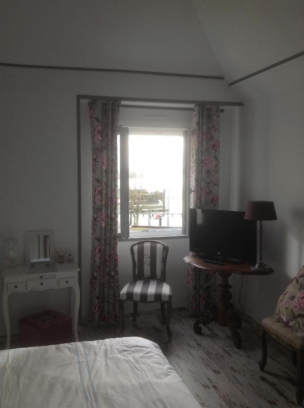 Family Suite (2 Adults + 3 Children) - 2nd Floor image 2