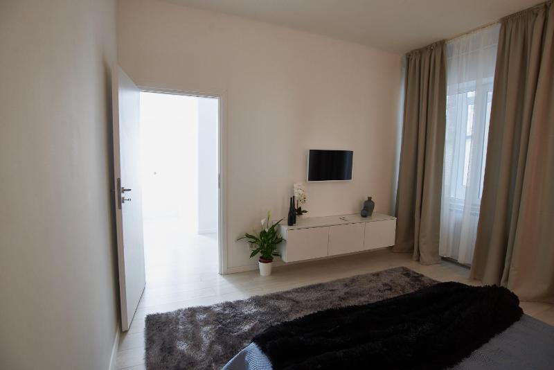 Metropole Apartments Old Town - image 13