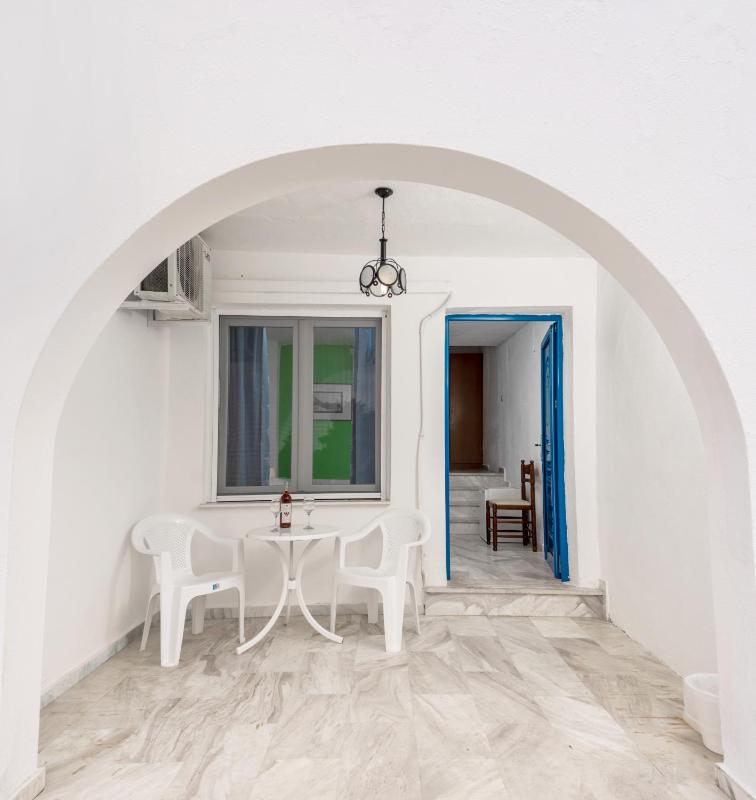 Family Room with Terrace image 4