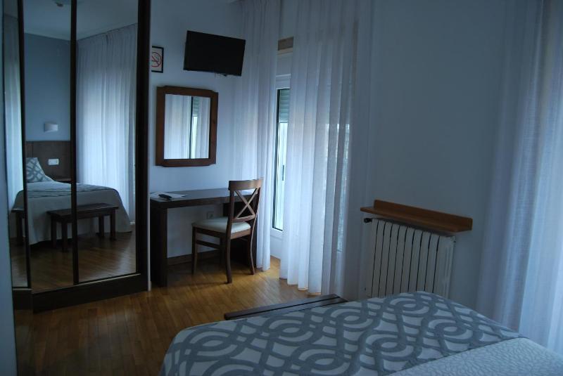 Double Room image 2
