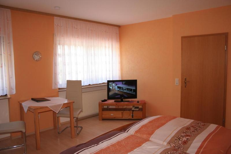 Double Room image 2