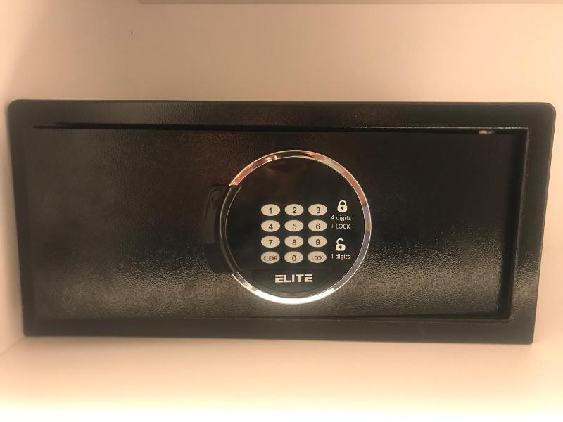 Deluxe Apartment image 4