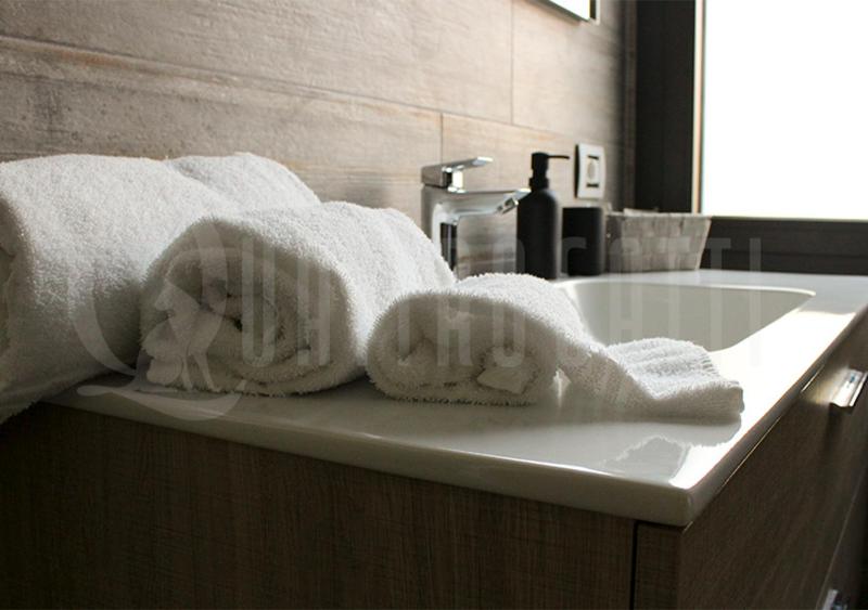 Deluxe King Room image 4