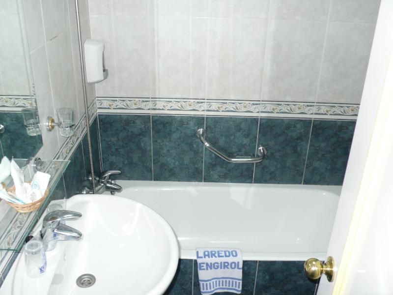 Hotel Villa de Laredo - image 16