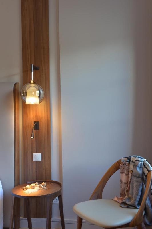 Deluxe Room image 1