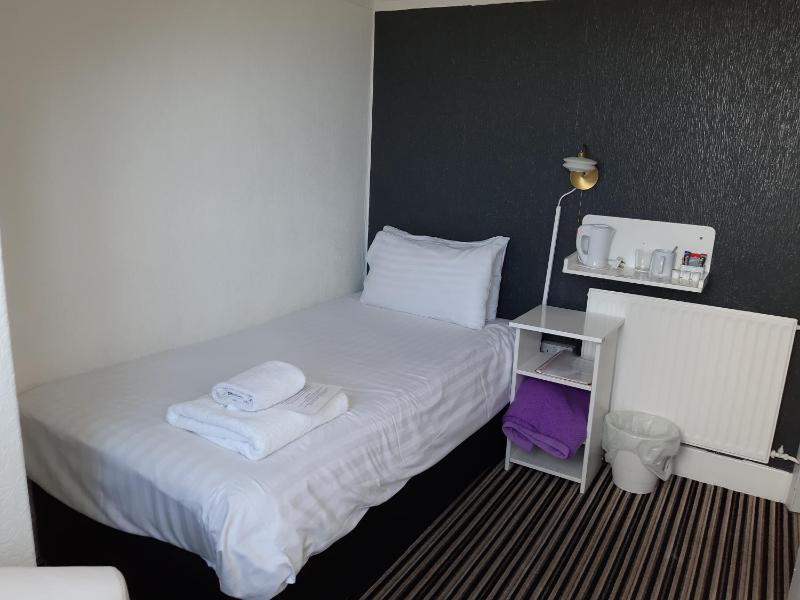 North Parade Seafront Accommodation - image 35