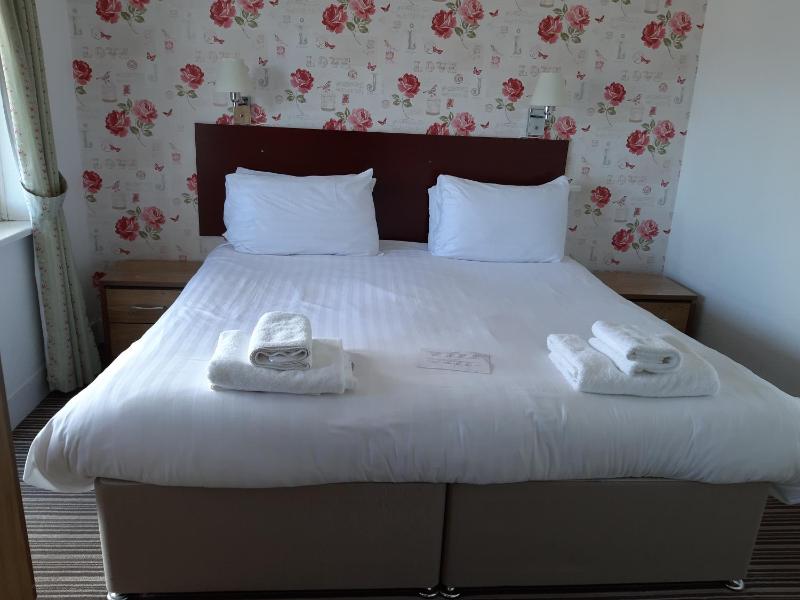 North Parade Seafront Accommodation - image 41
