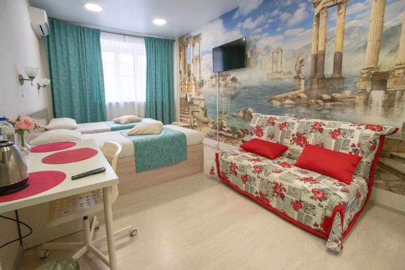 Superior Twin Room image 3