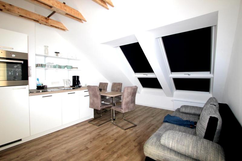 Apartment with Sea View image 3