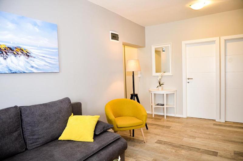 Two-Bedroom Apartment with Terrace and Sea View image 2