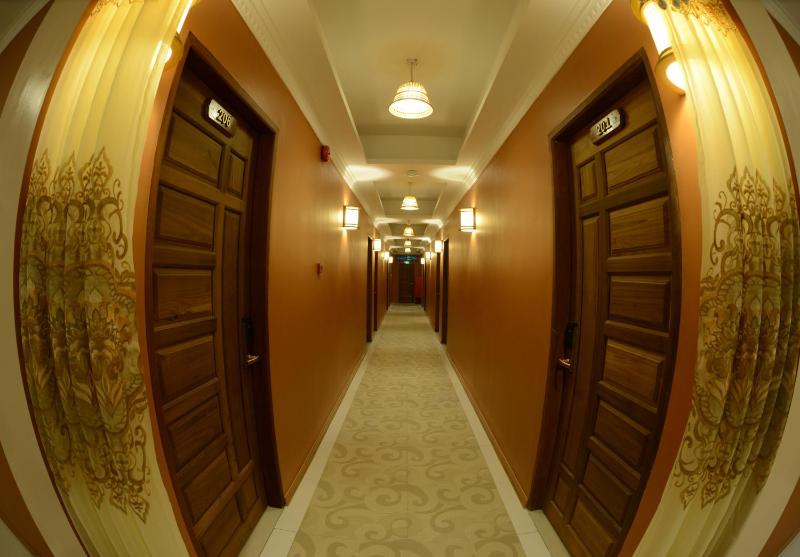 Bagan Comfort Hotel - image 11