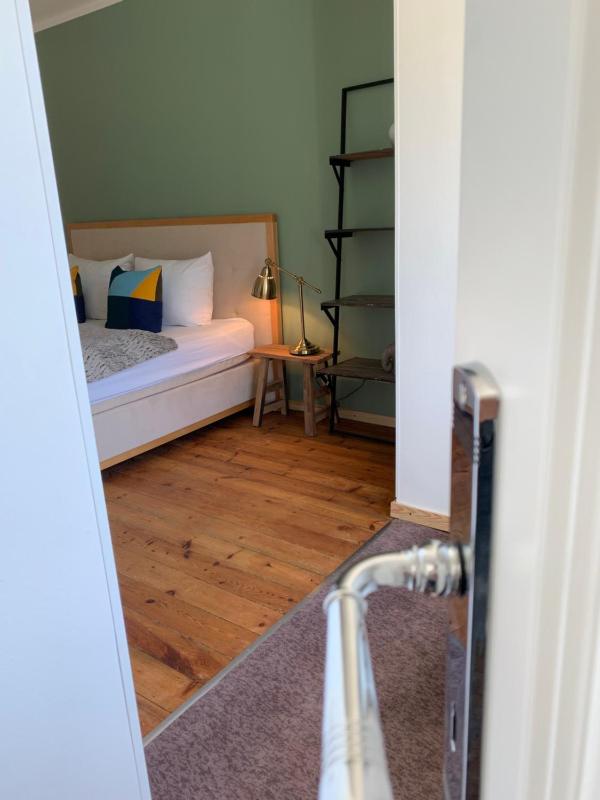 Deluxe Family Room image 1