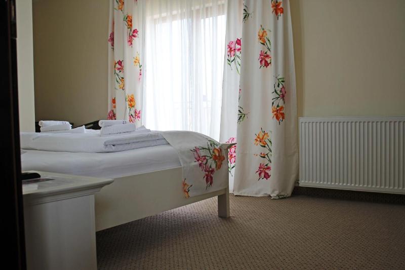 Pensiunea Casa Iorgovanul Urseni - image 16