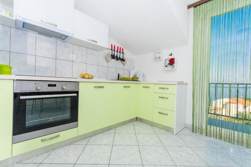 Two-Bedroom Apartment with Terrace and Sea View image 3