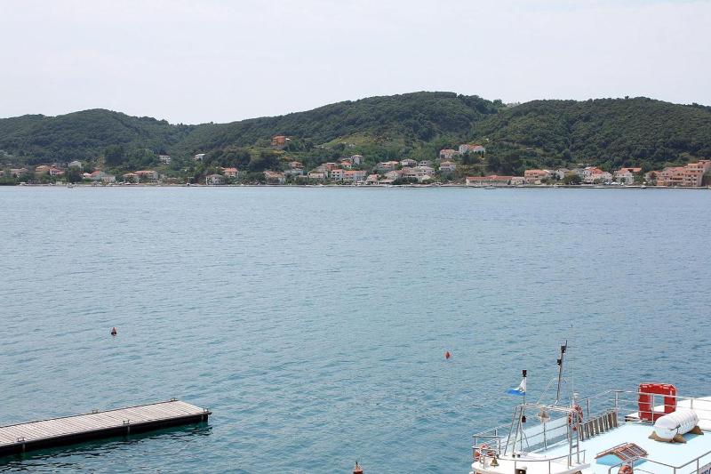 Studio with Balcony and Sea View image 1