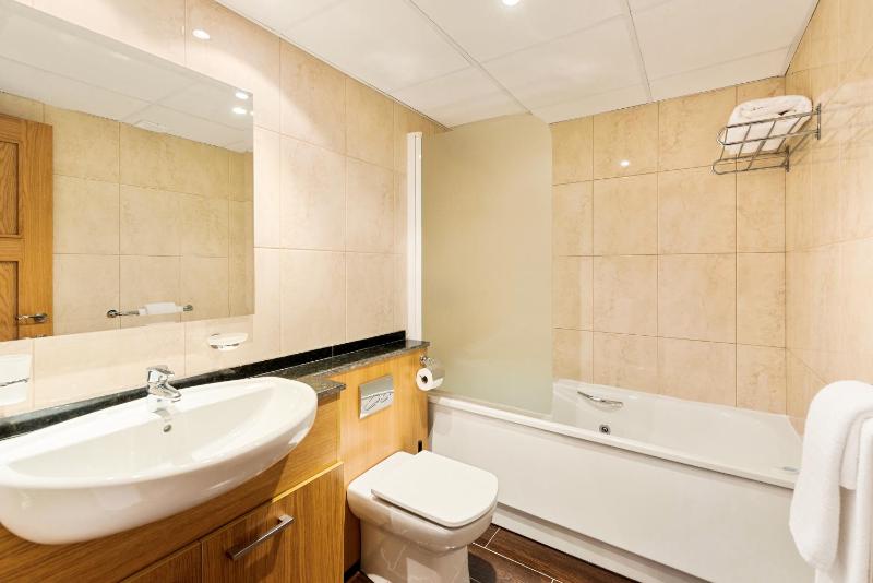 Superior Plus Two-Bedroom Apartment with Terrace image 4