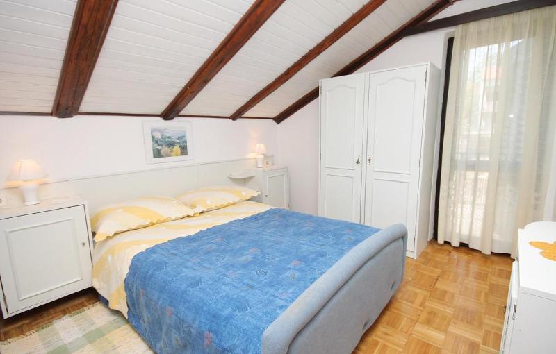 Two-Bedroom Apartment with Terrace and Sea View image 3
