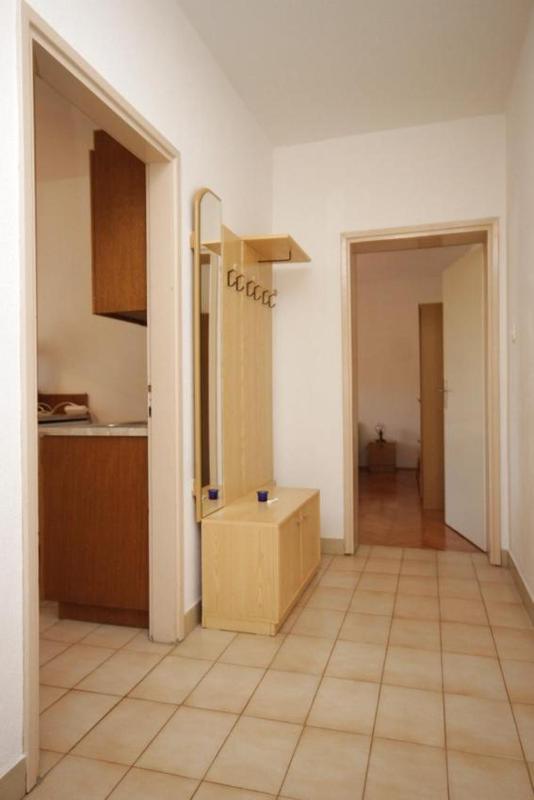 One-Bedroom Apartment with Balcony and Sea View image 2