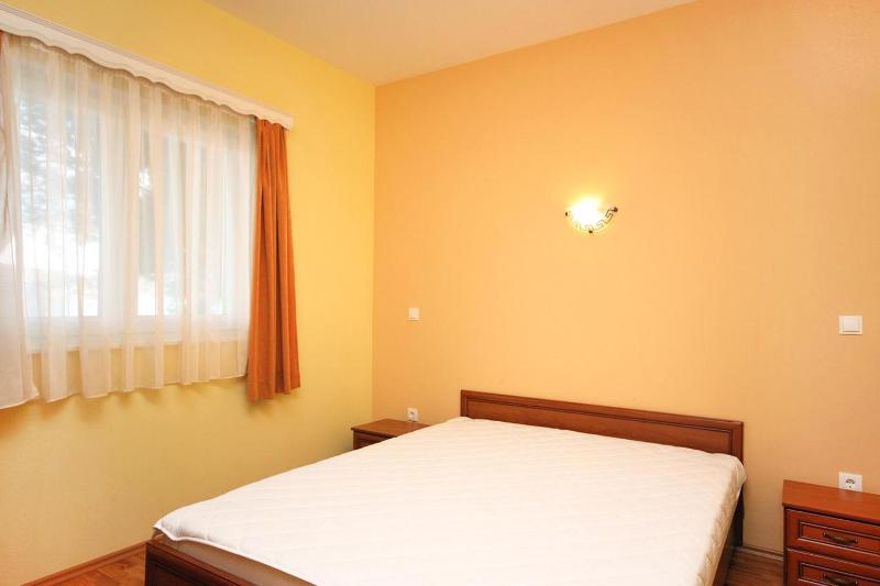 Two-Bedroom Apartment with Terrace and Sea View image 2