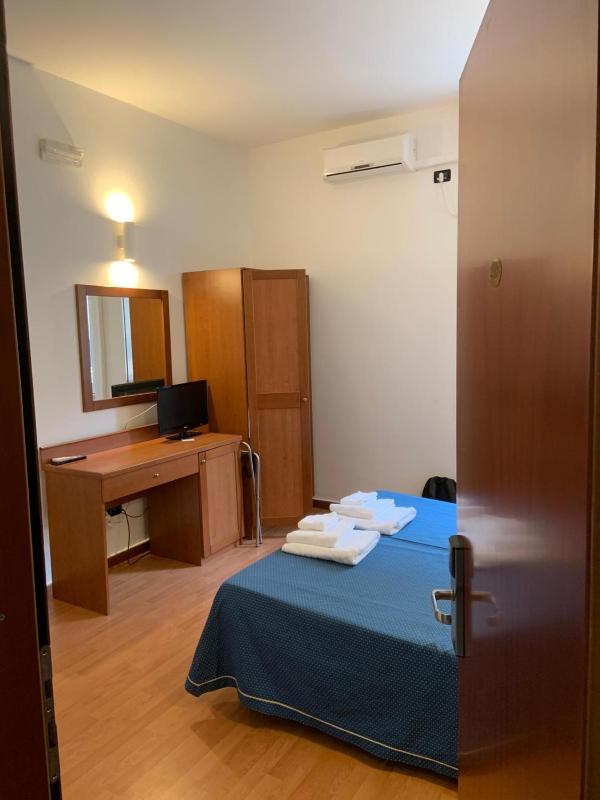 Superior Double Room image 2