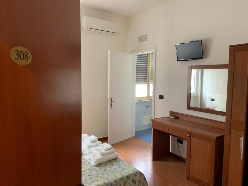 Hotel Lungomare - image 23