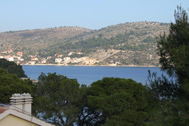 Two-Bedroom Apartment with Terrace and Sea View image 1
