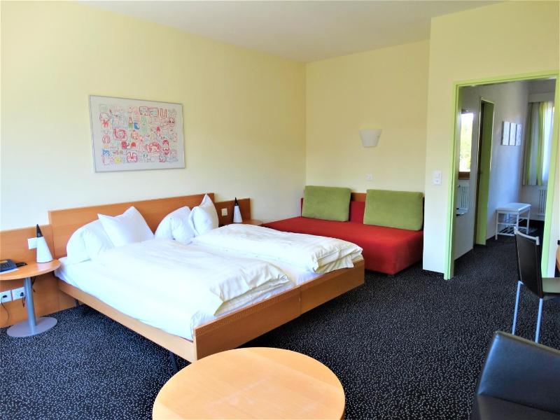 Superior Double Room image 3