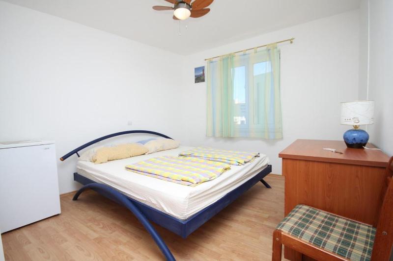 One-Bedroom Apartment with Terrace and Sea View image 2