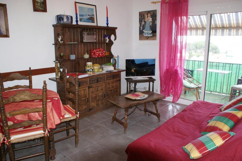 One-Bedroom Apartment image 1