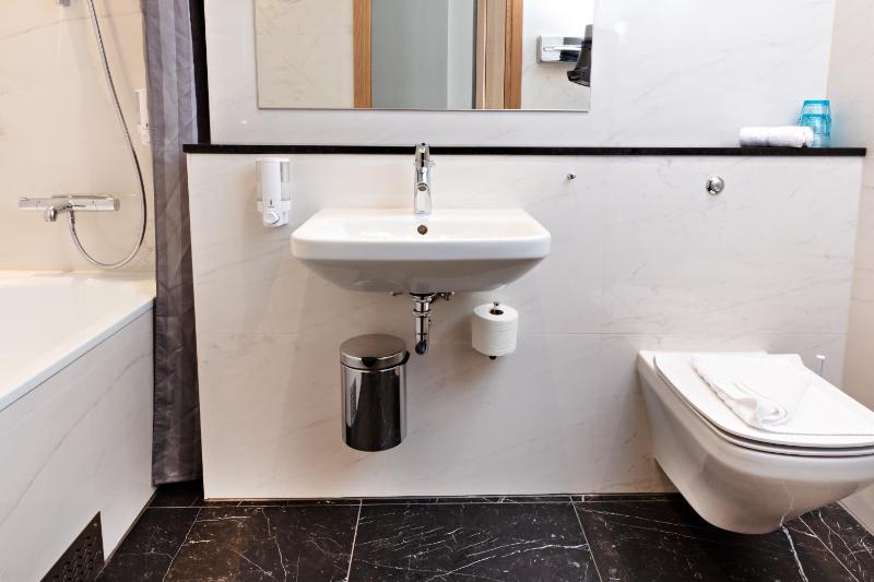 Best Western Hotel Arena - image 12