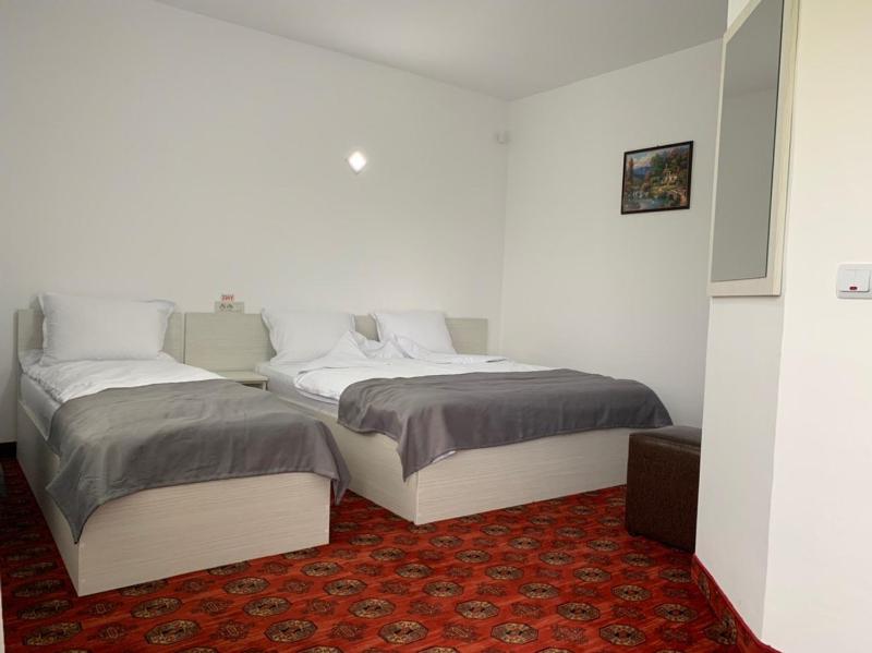 Triple Room image 3