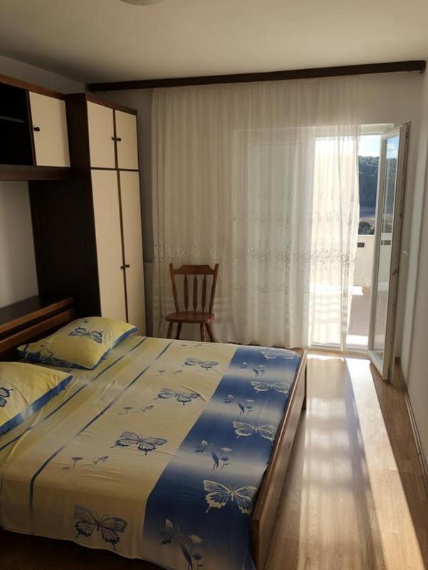 Two-Bedroom Apartment with Terrace and Sea View image 1