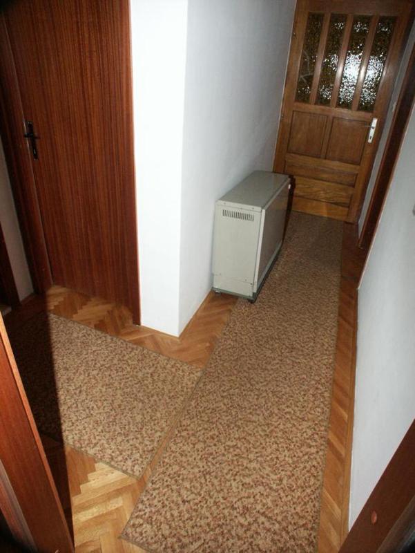 Two-Bedroom Apartment with Balcony and Sea View image 3