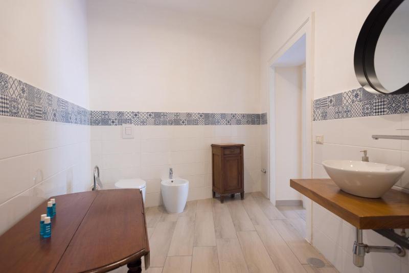 Quadruple Room image 2