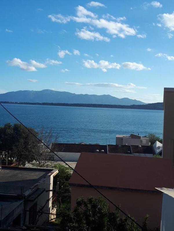 Two-Bedroom Apartment with Terrace and Sea View image 3