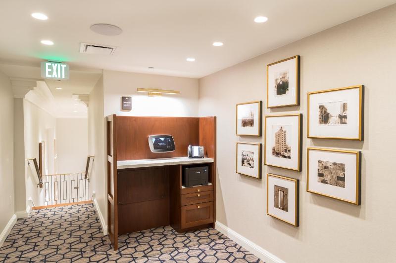 The Lancaster Hotel - image 49