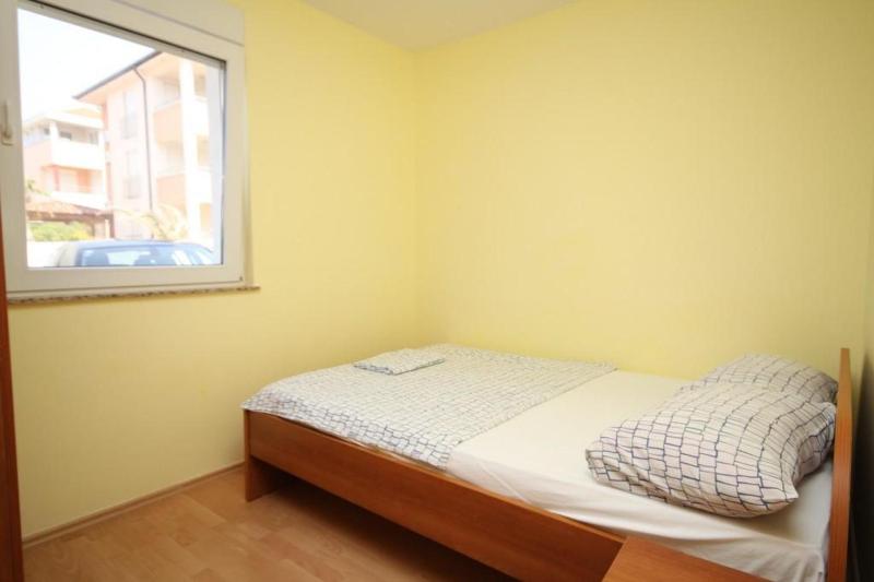 Two-Bedroom Apartment with Terrace and Sea View image 2