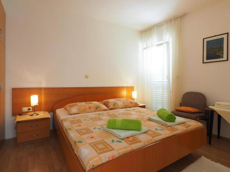 Two-Bedroom Apartment with Terrace and Sea View image 3