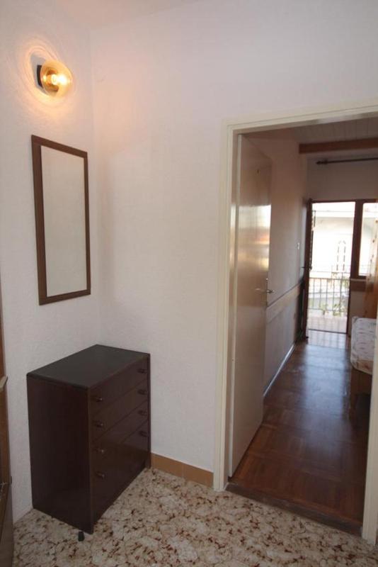 One-Bedroom Apartment with Balcony and Sea View image 1