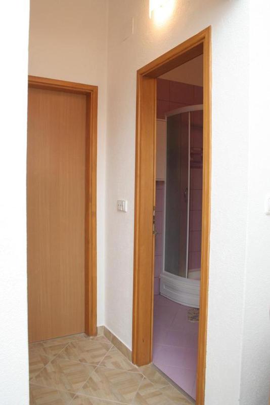 One-Bedroom Apartment with Balcony image 2